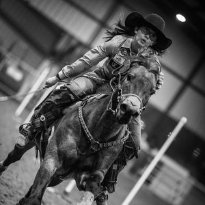 Meet your Posher, Laurel